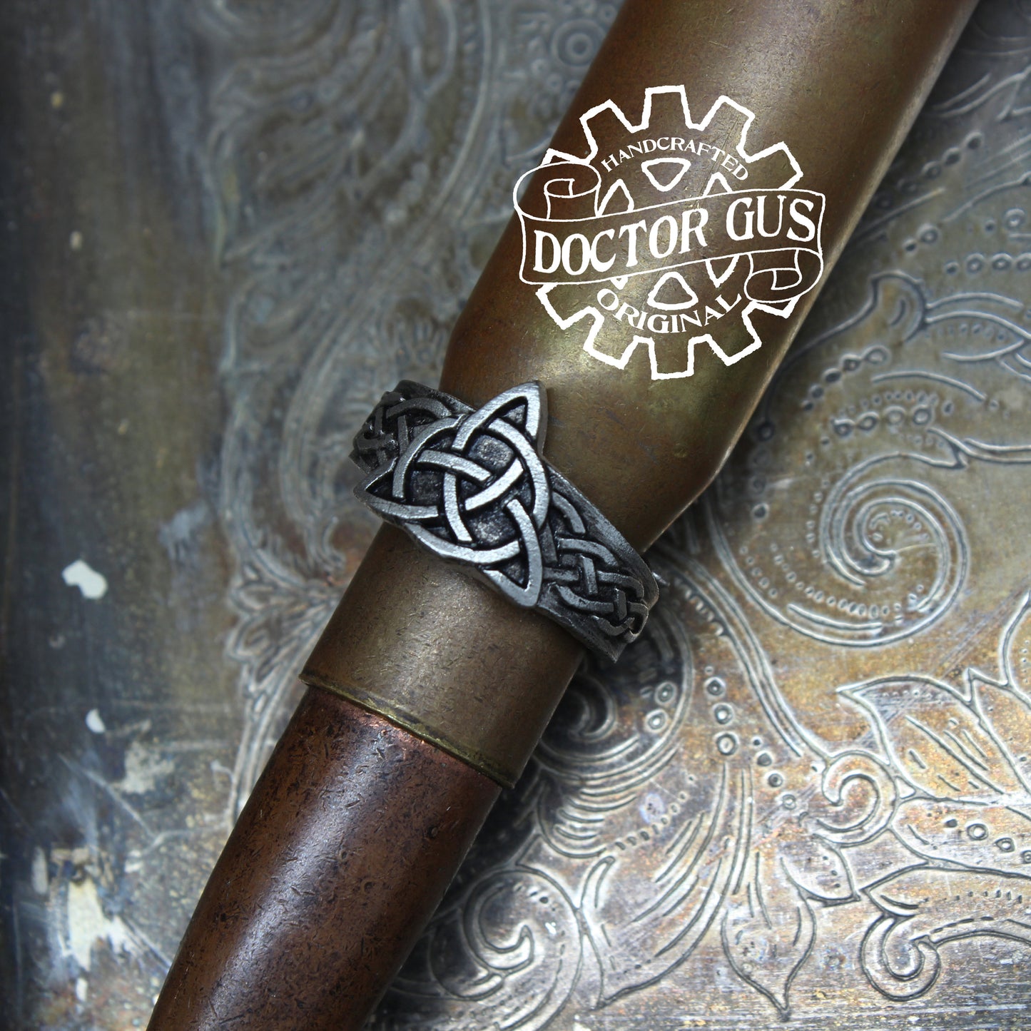 Triquetra Ring