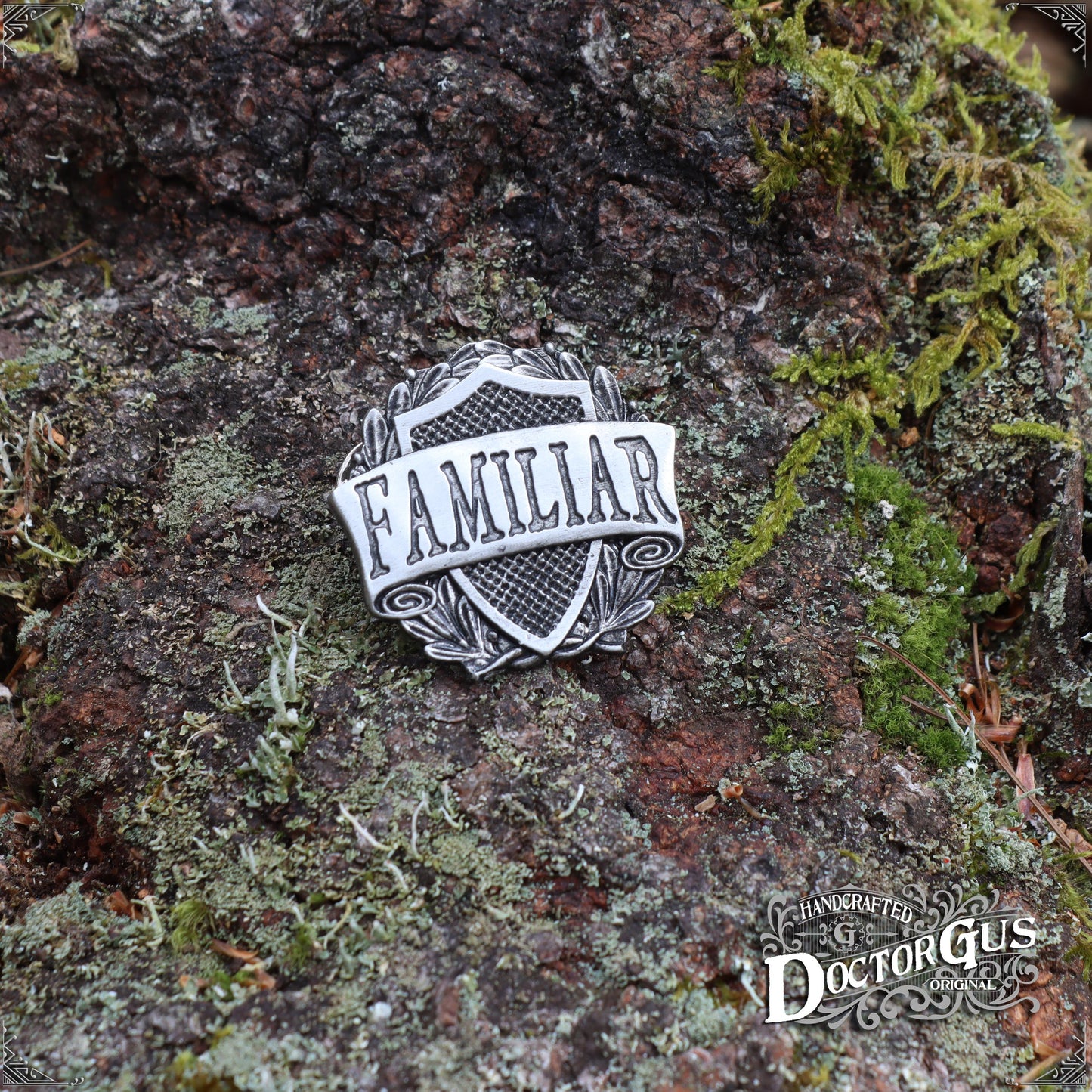 Familiar Badge